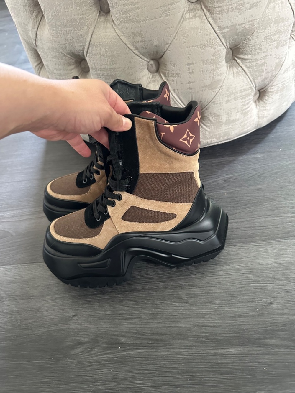 Louis Vuitton Wmns Archlight 2.0 Platform Ankle Boot 'Khaki Green' WORN ONCE - Picture 2 of 5